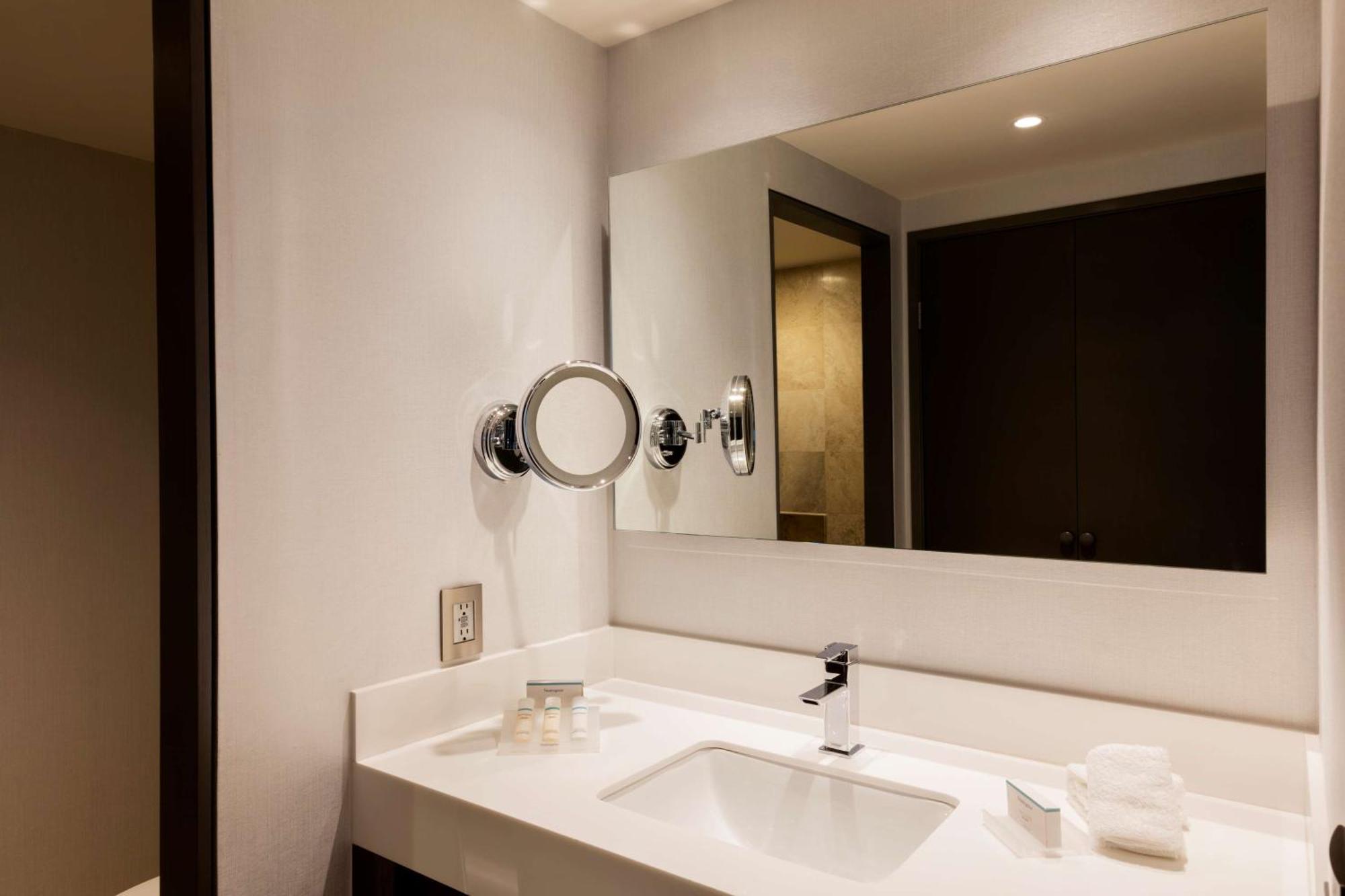 Hilton Garden Inn Mexico City Santa Fe Exterior photo